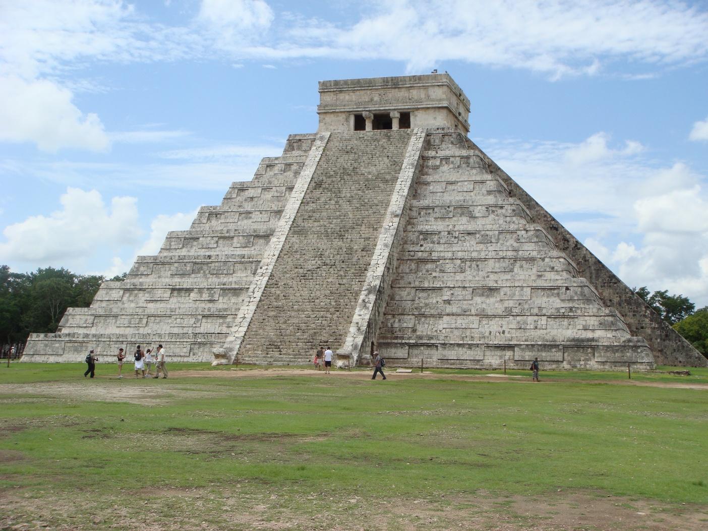 chichen_itza-01.jpg